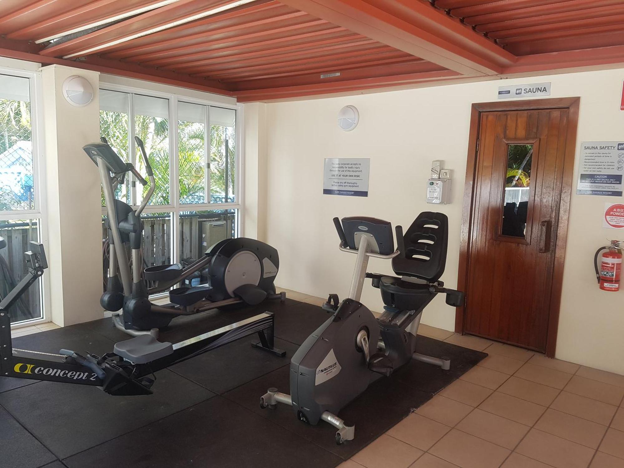 Surfers/Broadbeach Pool View. Free Parking & Wifi Guldkusten Exteriör bild